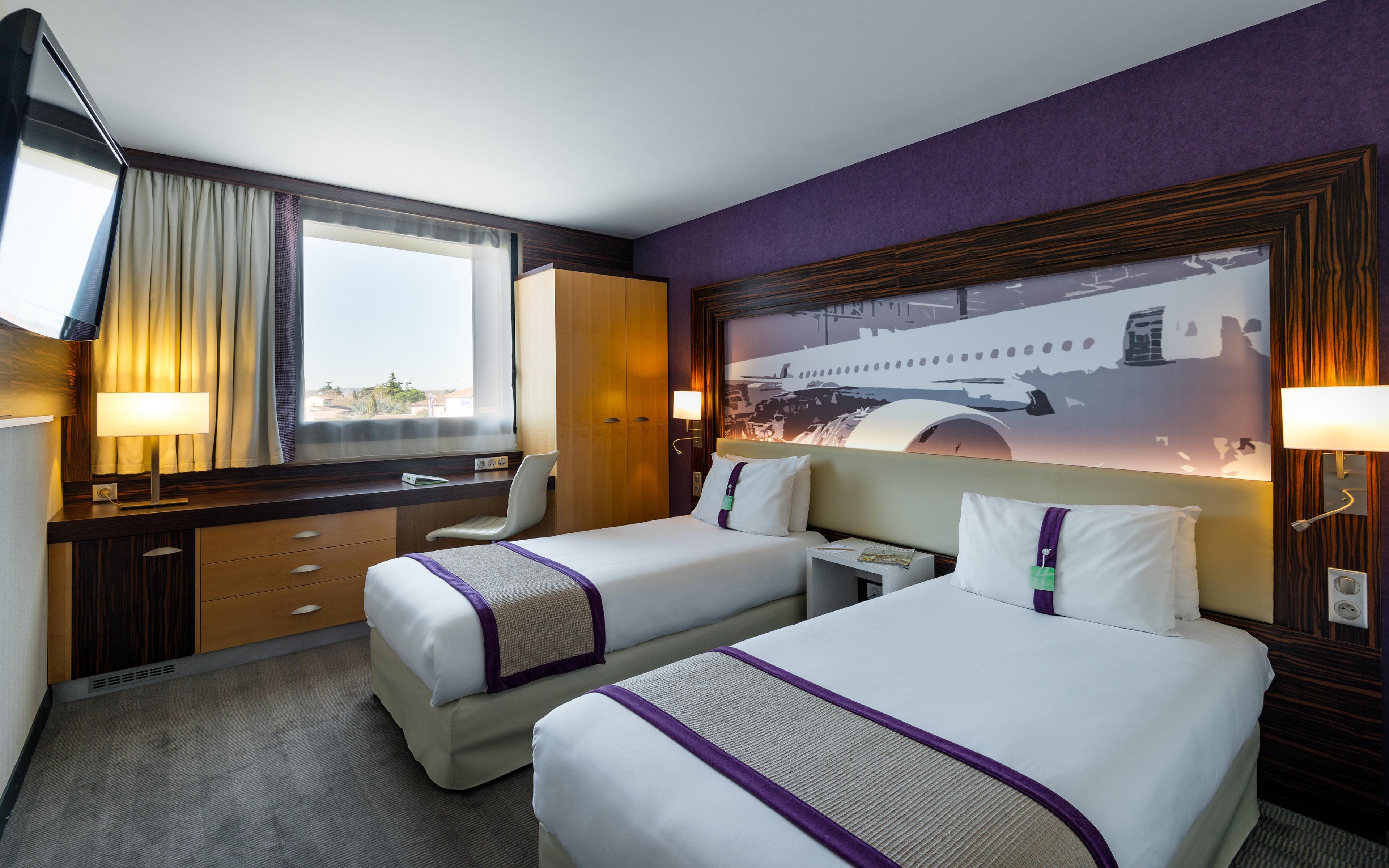 Holiday Inn Toulouse Airport By Ihg Blagnac Exterior photo