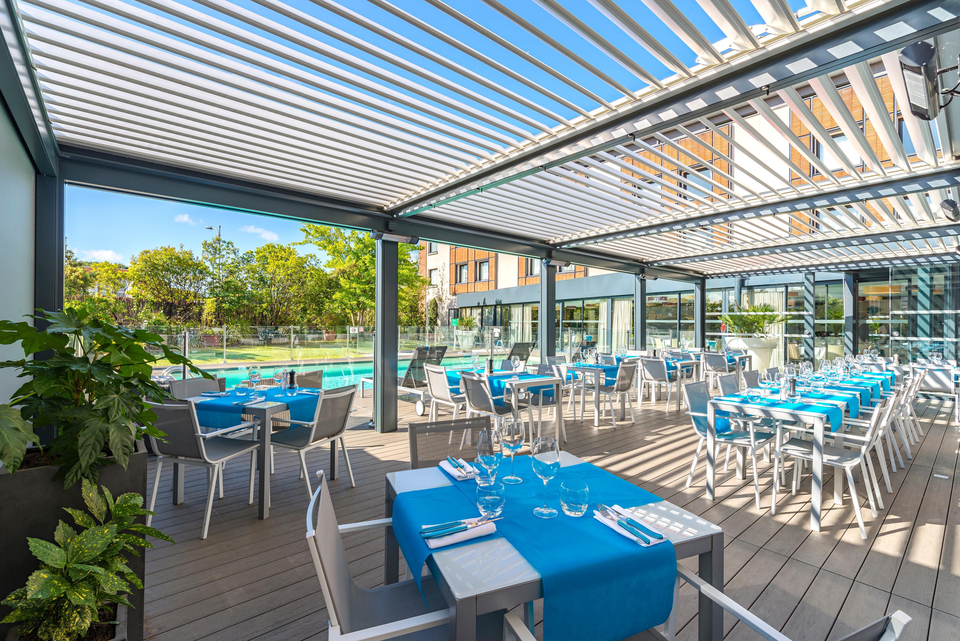 Holiday Inn Toulouse Airport By Ihg Blagnac Exterior photo
