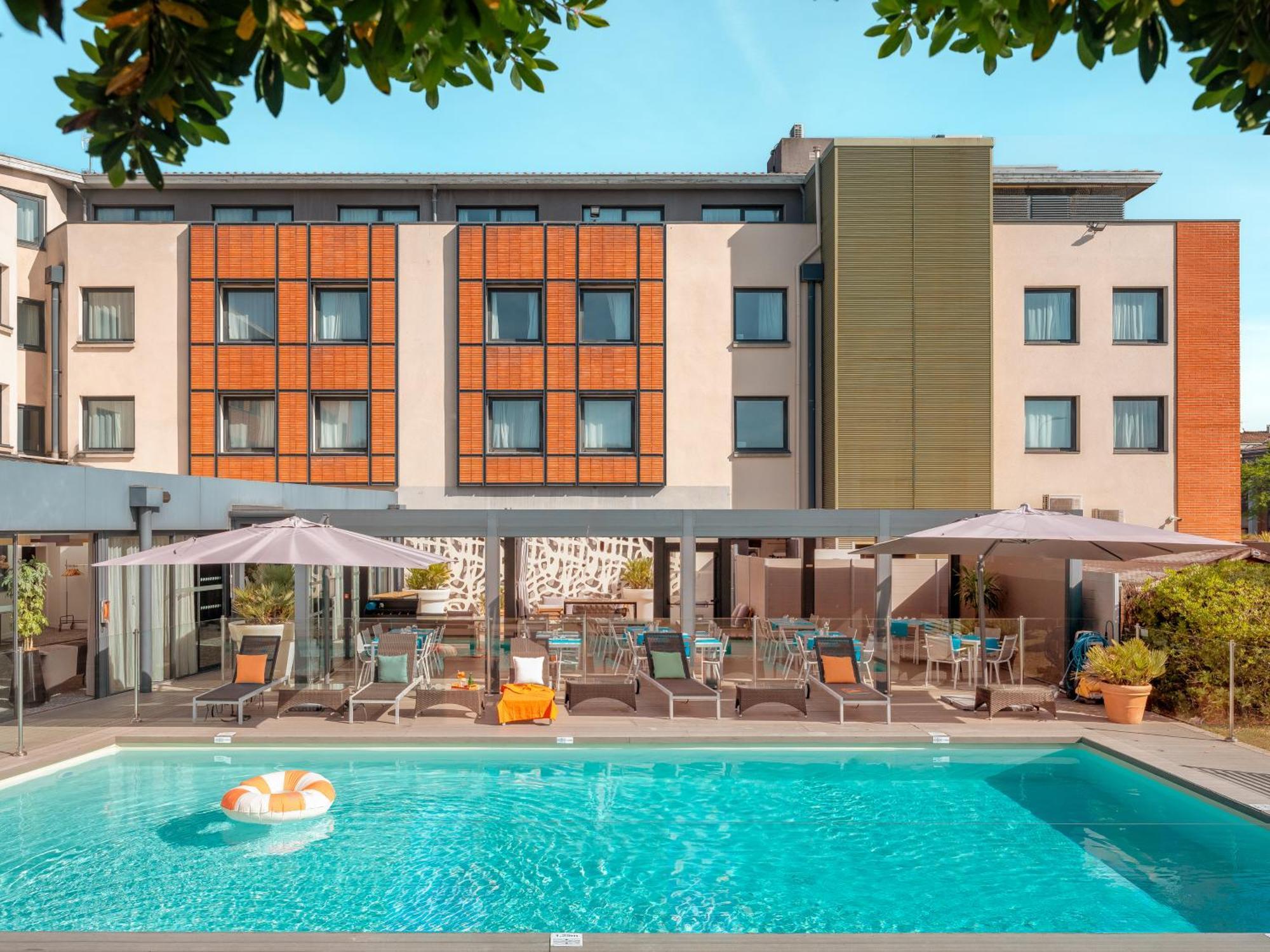 Holiday Inn Toulouse Airport By Ihg Blagnac Exterior photo