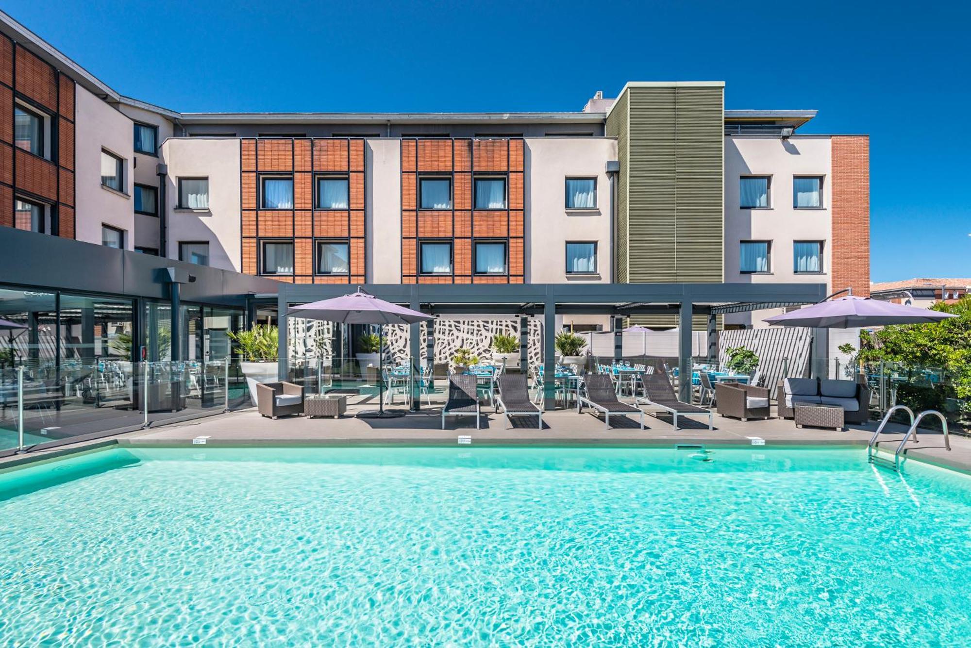 Holiday Inn Toulouse Airport By Ihg Blagnac Exterior photo